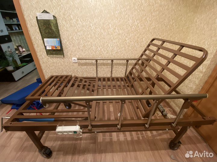 Медицинская кровать для лежачих больных бу