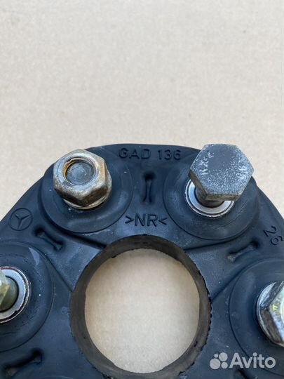 Муфта карданного вала Mercedes w208 kompressor