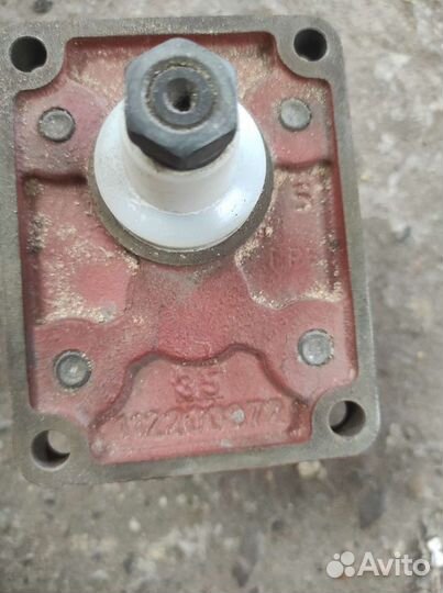 Насос масляный