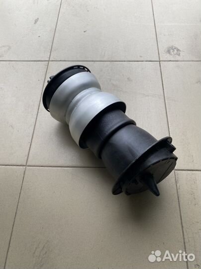 Пневмобаллон задний Ауди Q7