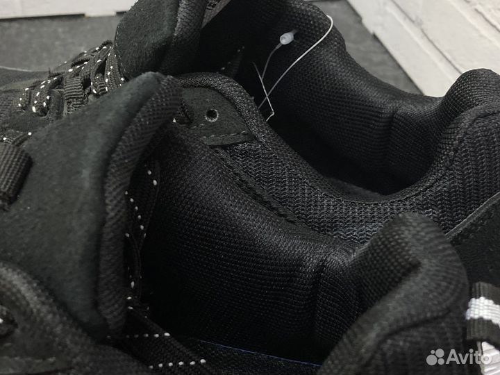 Кроссовки Nike V2K Run Runtekk