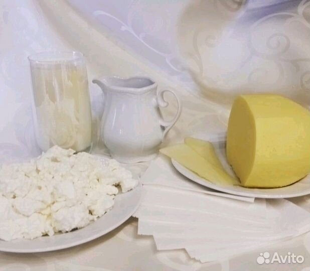 Молочные продукты домашние.Молоко,сметана, творог