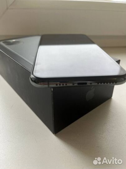 iPhone 11 Pro Max, 64 ГБ