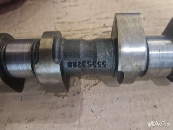 Впускной распредвал Опель астра j