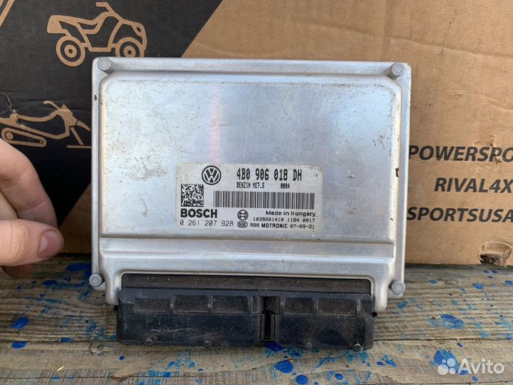 Блок управления 4B0906018DH