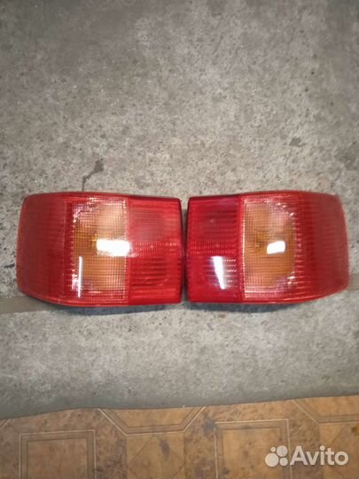 Фонари углы ауди в4