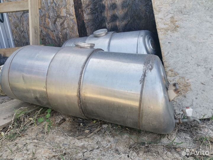 Емкость из пищевой нержавейки