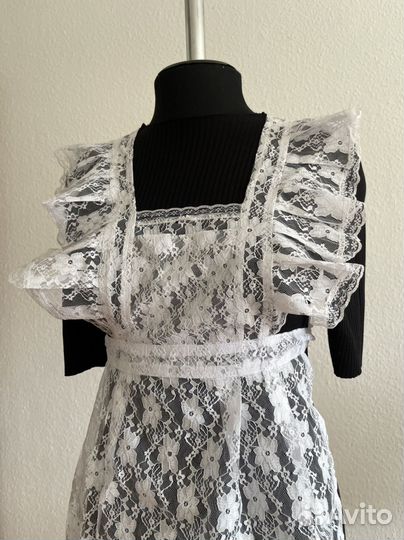 Белый школьный фартук