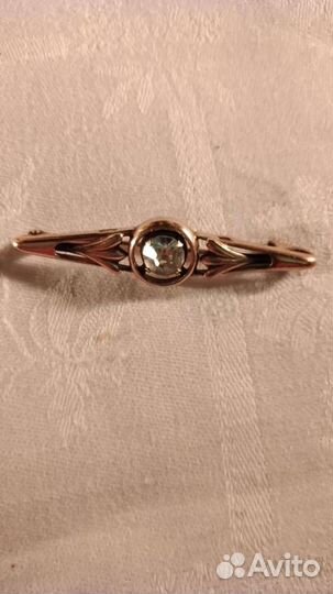 Винтаж.Серебряная брошь с горным хрусталём