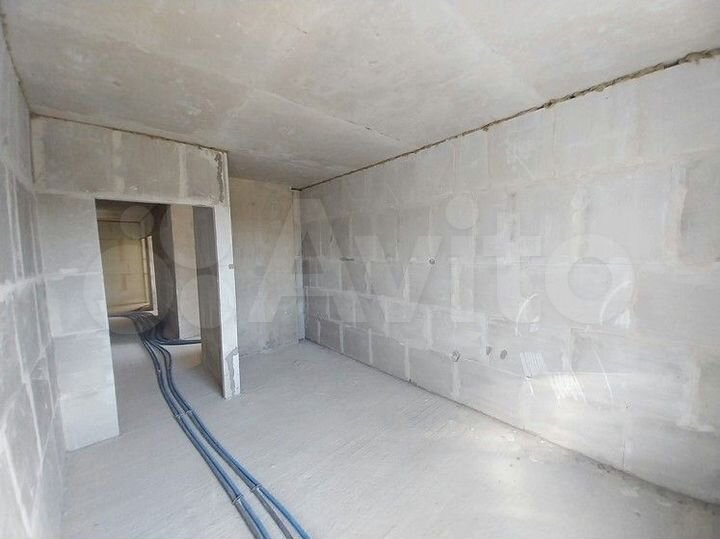 Доля в квартире-студии, 14,7 м², 2/12 эт.