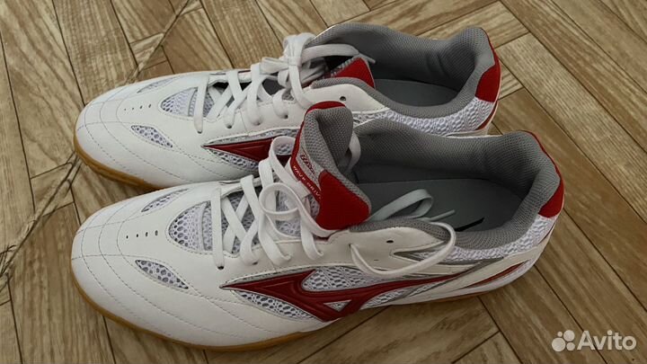 Обувь для настольного тенниса Mizuno