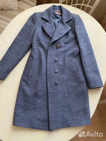 Пальто женское 44 размер