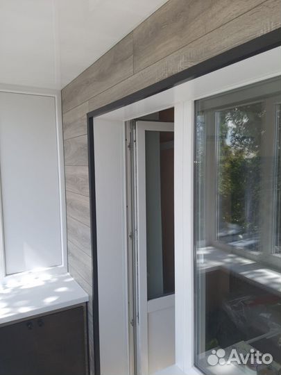 Внутренняя отделка балкона