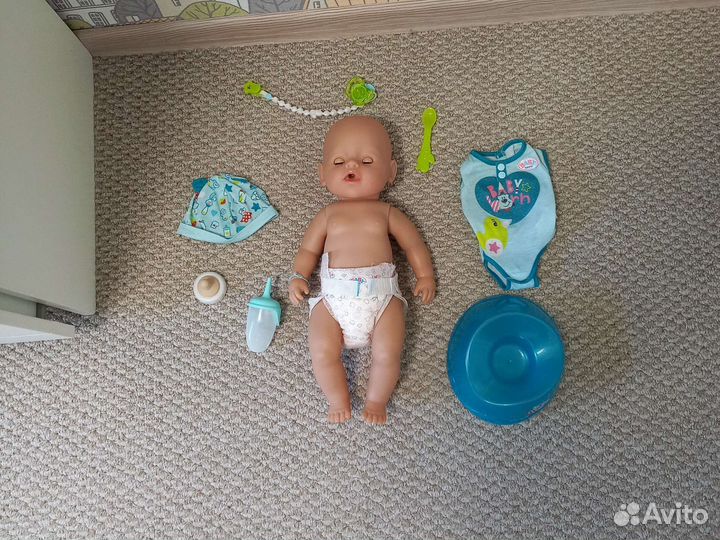 Кукла Беби борн
