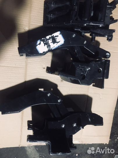 Кронштейн порога LR Range Rover L405 L494