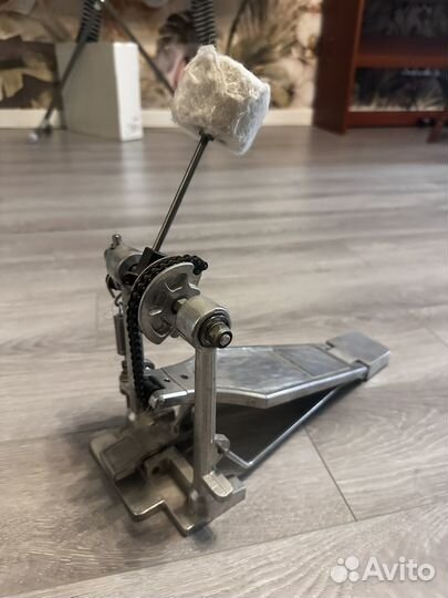 Педаль для барабанов