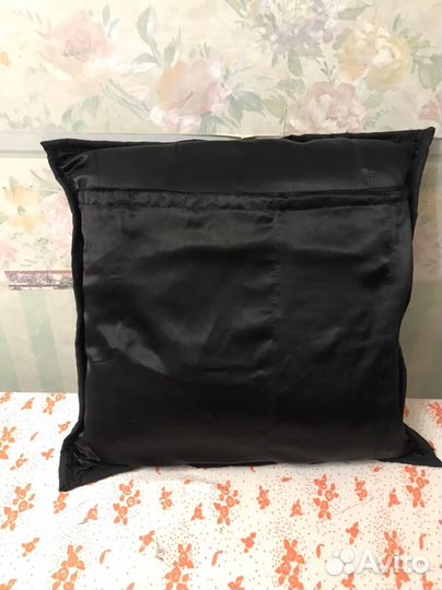 Наволочка декоративная на подушку диванную