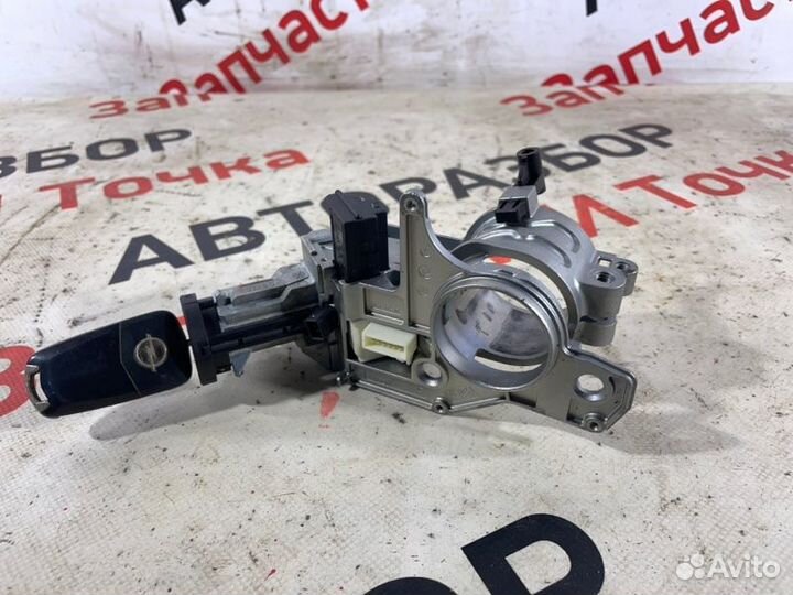 Замок зажигания Opel Astra H седан 1.8 Z18XER