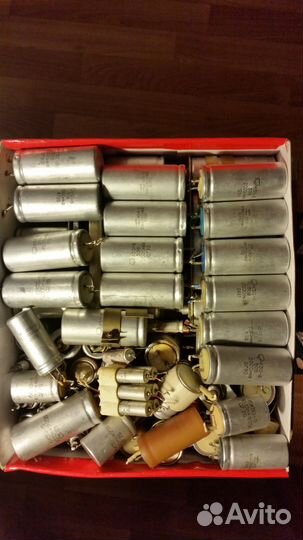 Конденсаторы электролитические 2000 и 4000 мкФ 50В