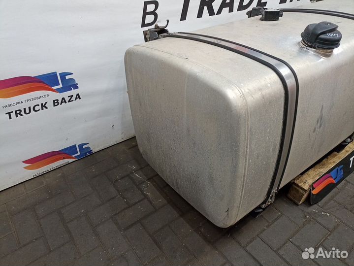 Бак топливный 760L 1970x680x620