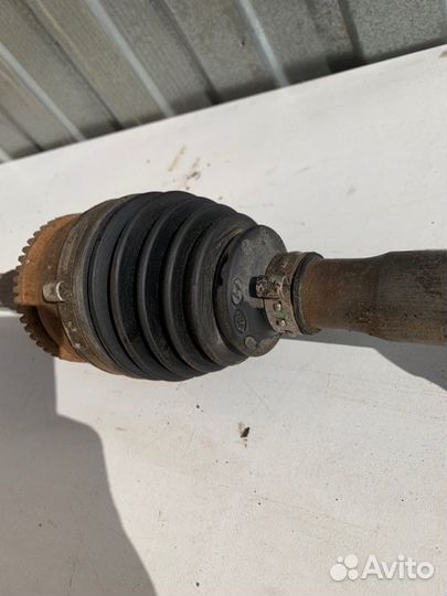 Полуось передний правый Hyundai Solaris седан 1.4