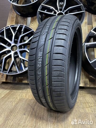 Marshal MU12 255/40 R19 100Y