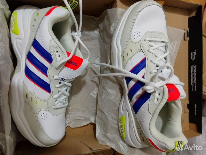 Кросовки новые adidas 43 размер