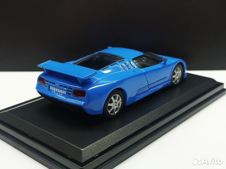 1:43 Bugatti EB110 SS 1992