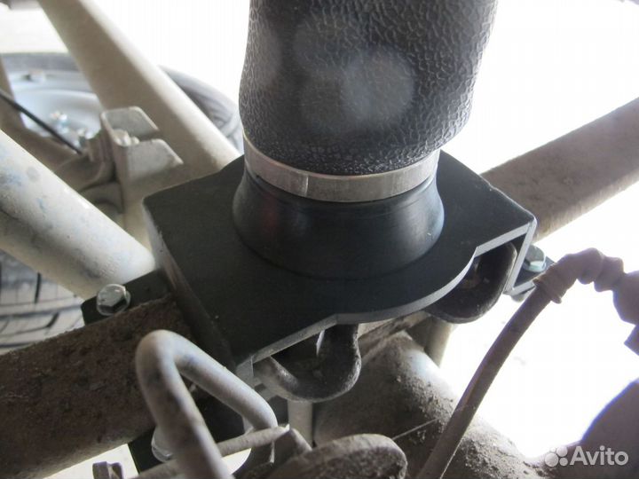 Пневмоподвеска Volkswagen Caddy, задняя ось