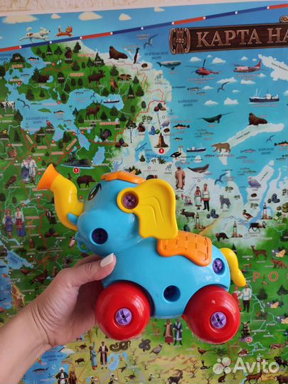 Игрушка слон с отвёрткой. Развивающая