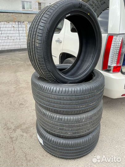 Bridgestone Alenza 001 285/45 R22 110H