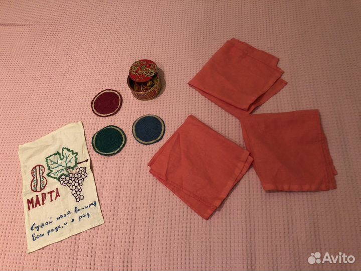 Салфетка с вышивкой