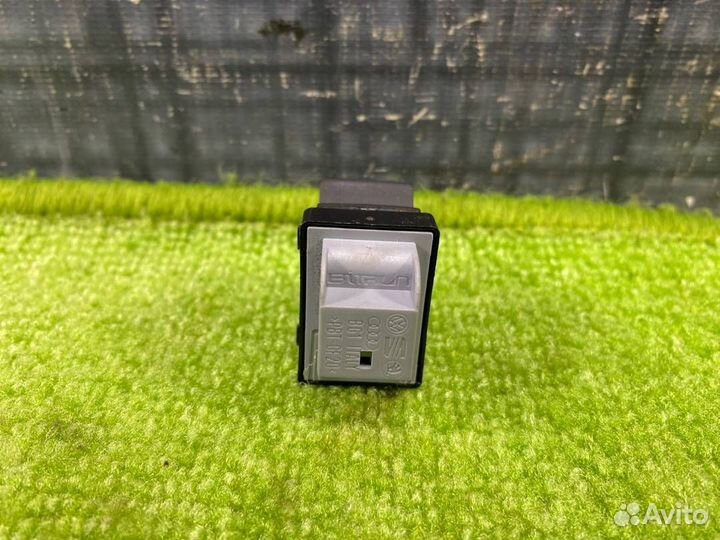 Кнопка стеклоподъемника Audi A4 Avant B7 ALT 2006