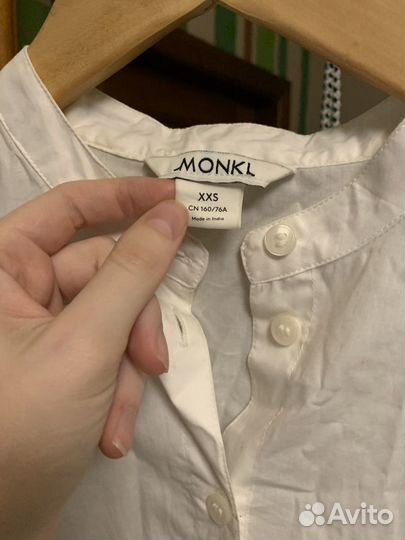 Платье monki xs белое