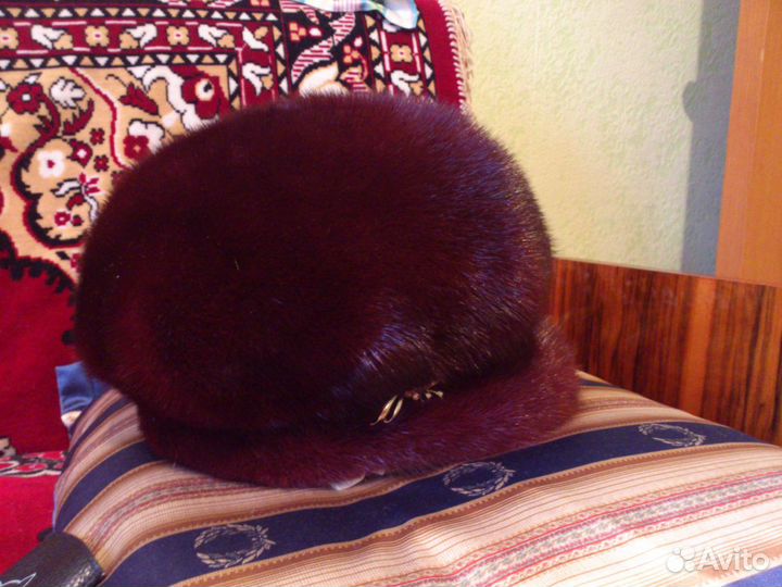 Продам новую норковую шапку
