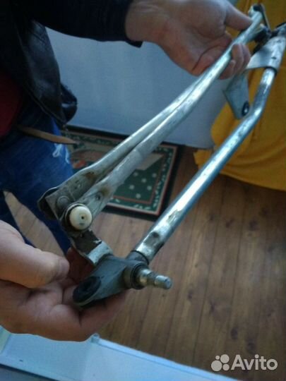 Трапеция дворников