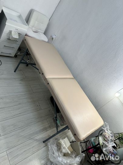 Кушетка для наращивания ресниц/ массажный стол