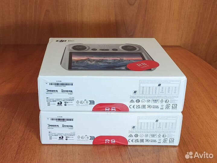 Пульт Dji RC с экраном (Refurbished). Новые