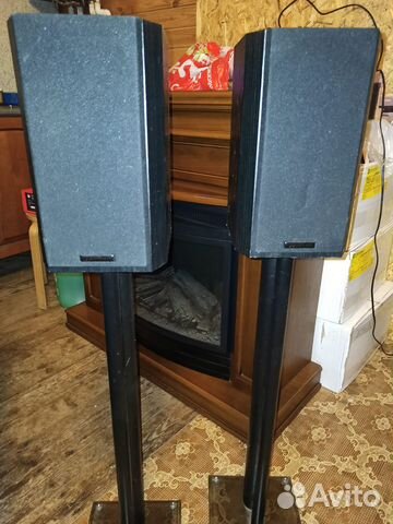 Полочная акустика BIC America Venturi V52 B