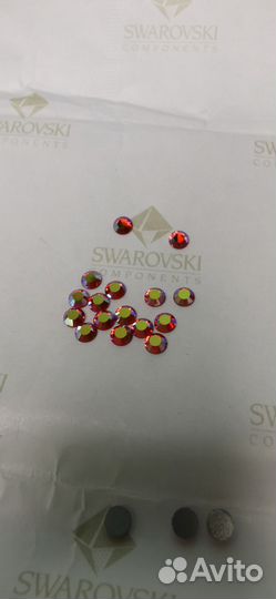 Стразы Swarovski ss 16 цвет гиацинт, 2864 шт