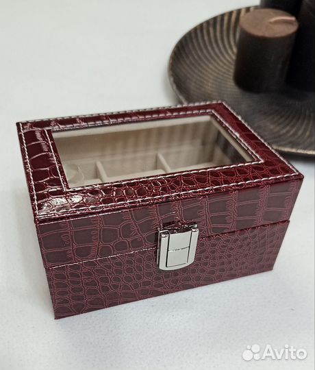 Шкатулка для хранения часов