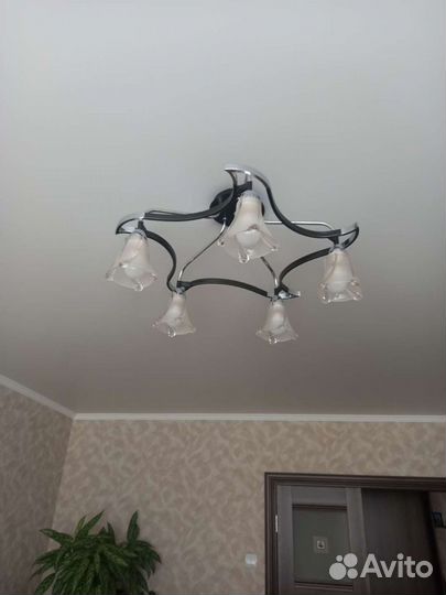 Люстра потолочная бу