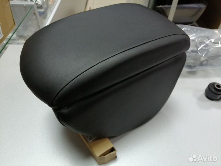 Подлокотник Kia Rio 2011-2017 / 2017