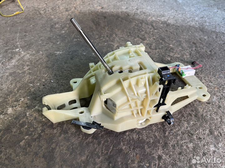 Кулиса переключения АКПП Mitsubishi L200 2021г