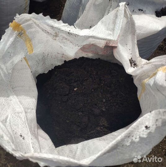 Чернозем,торф,грунт,в мешках