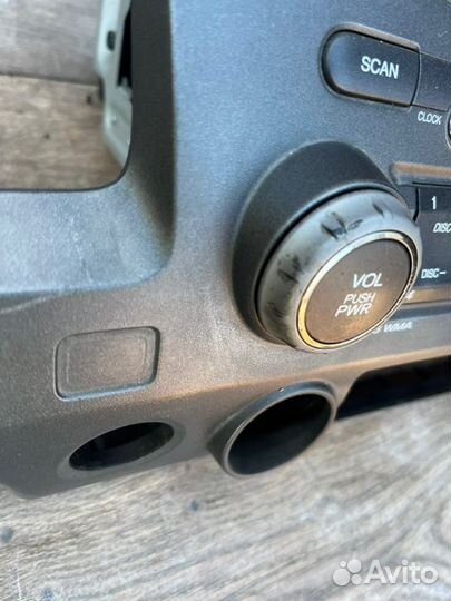 Магнитола Honda Civic 4D 1.3 2008