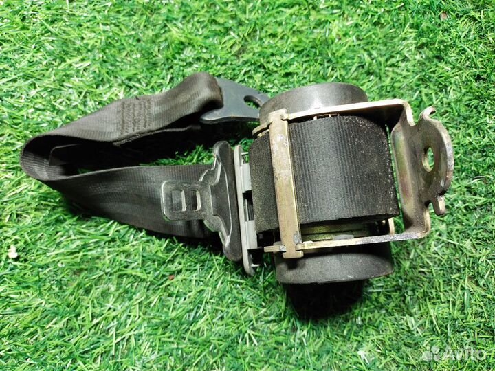 Ремень безопасности Renault Logan