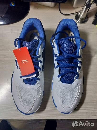 Кроссовки Asics