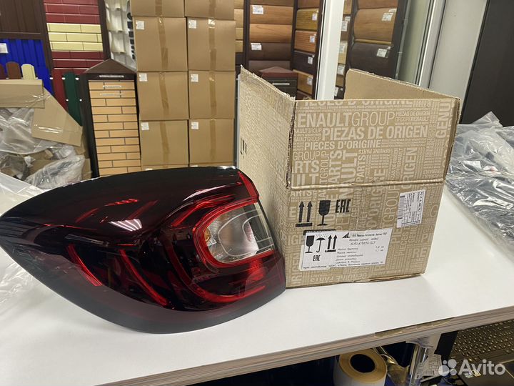 Фонарь задний левый Рено Каптюр 2016