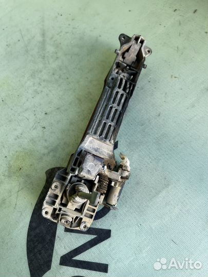 Ручка двери передняя правая toyota corolla ae120